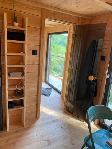 Le Moonloft Insolite Tiny-house Dans Les Arbres & 1 Seance De Sauna Pour 2 Avec Vue Panoramique Holiday home